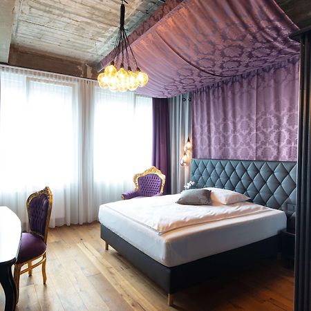 Loftstyle Hotel Eningen; Sure Hotel Collection By BW Eningen unter Achalm المظهر الخارجي الصورة