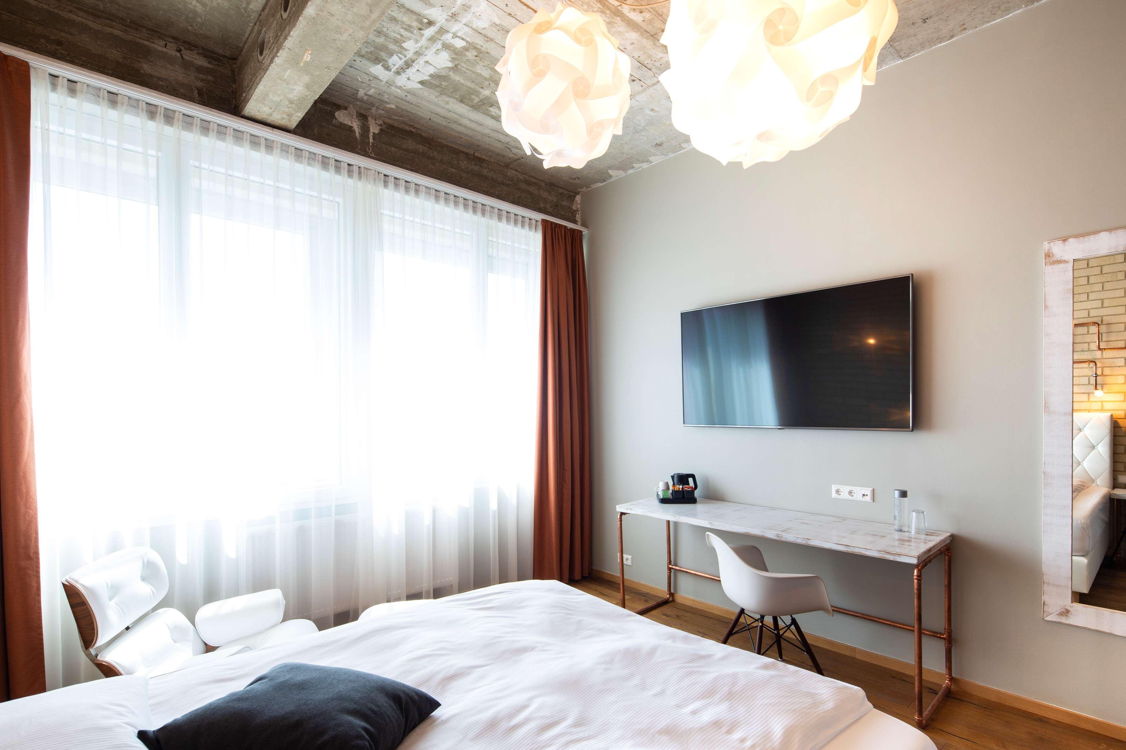 Loftstyle Hotel Eningen; Sure Hotel Collection By BW Eningen unter Achalm المظهر الخارجي الصورة